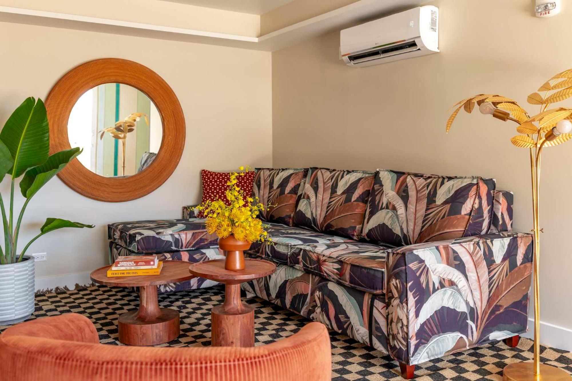 Wayfinder Waikiki - Voted Top 10 Best Hotels In Hawaii! Honolulu Esterno foto